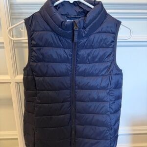 Amazon Essentials. youth puffer vest size XL